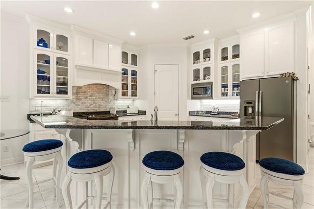4164 Heron Lakes Drive, Mobile, AL 36693