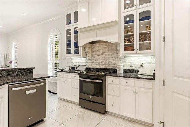 4164 Heron Lakes Drive, Mobile, AL 36693