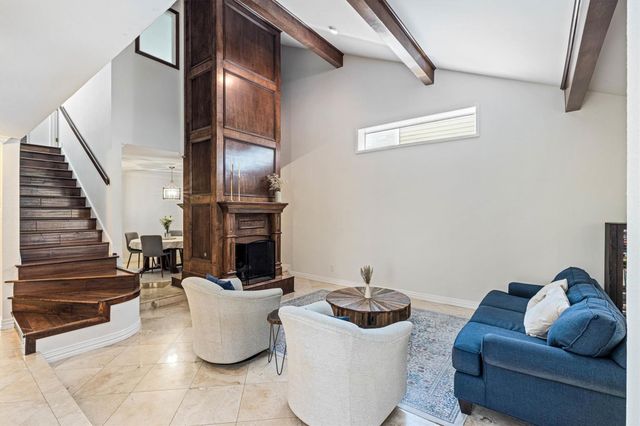 36 Lakeview Drive, Galveston, TX 77551