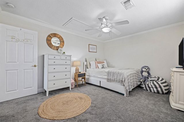 36 Lakeview Drive, Galveston, TX 77551