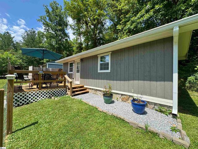 159 Country Creek Drive, Pickens, SC 29671