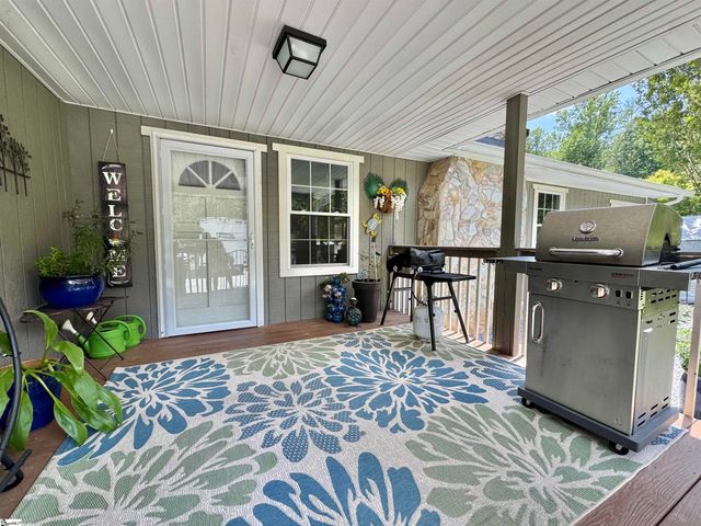 159 Country Creek Drive, Pickens, SC 29671