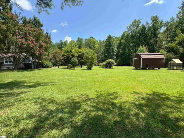 159 Country Creek Drive, Pickens, SC 29671