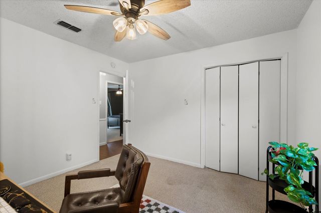 286 Hall Dr, Longview, TX 75605