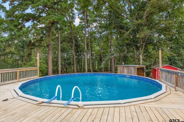 286 Hall Dr, Longview, TX 75605