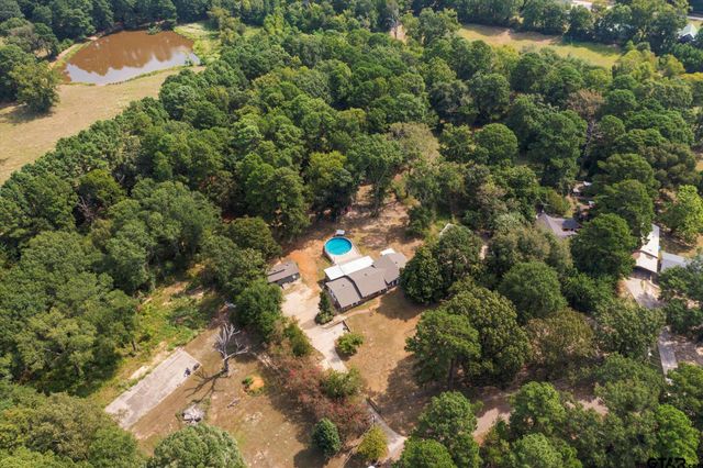 286 Hall Dr, Longview, TX 75605