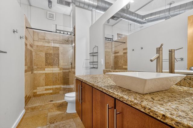 1237 Vine Street, Cincinnati, OH 45202