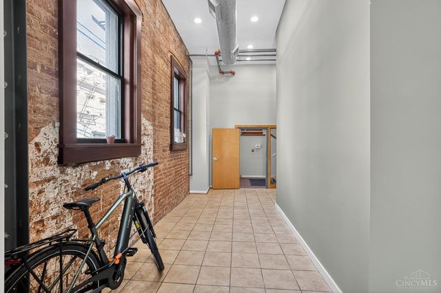 1237 Vine Street, Cincinnati, OH 45202
