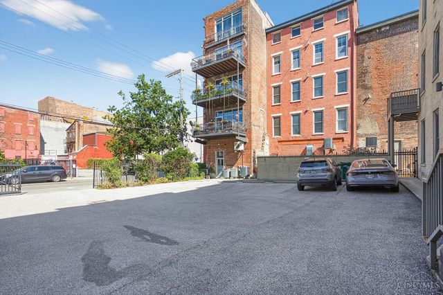 1237 Vine Street, Cincinnati, OH 45202