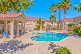 520 Arrowhead Trail 1212, Henderson, NV 89015