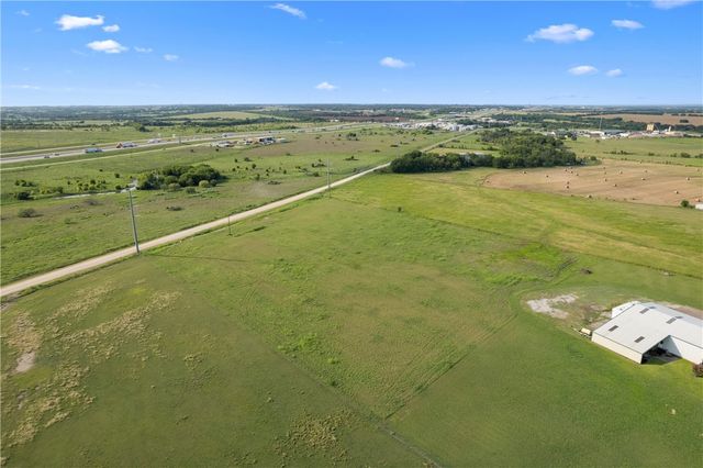 1228 N Old Temple Road, Lorena, TX 76655