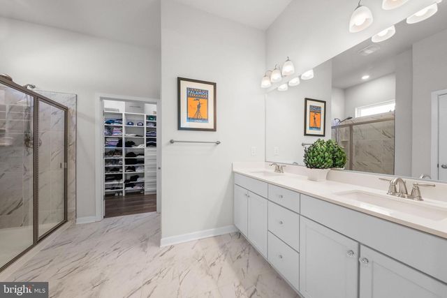 210 CONGRESSIONAL CT, Moorestown, NJ 08057