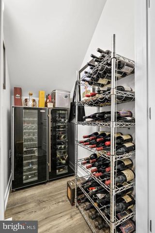 210 CONGRESSIONAL CT, Moorestown, NJ 08057