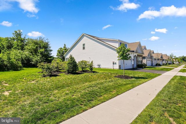 210 CONGRESSIONAL CT, Moorestown, NJ 08057