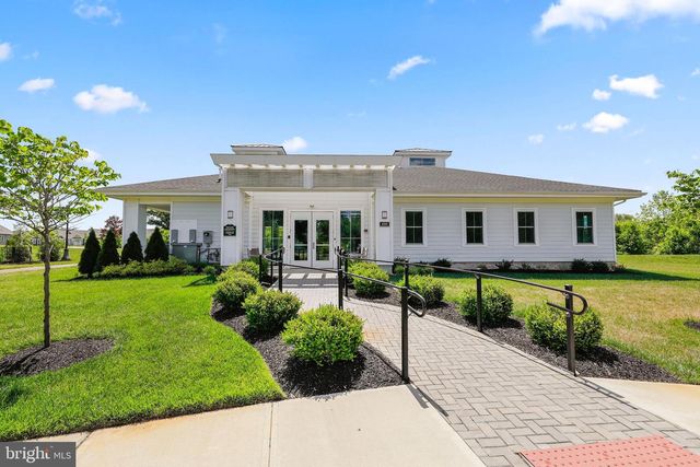 210 CONGRESSIONAL CT, Moorestown, NJ 08057