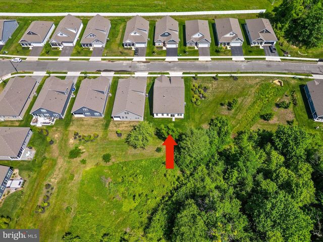 210 CONGRESSIONAL CT, Moorestown, NJ 08057