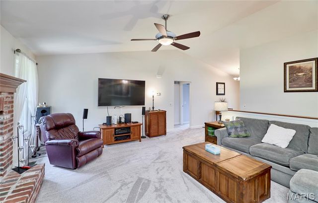 60 Citori Court, Troy, MO 63379