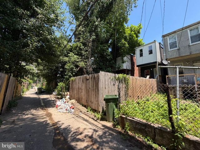 2420 BRENTWOOD AVE, Baltimore, MD 21218