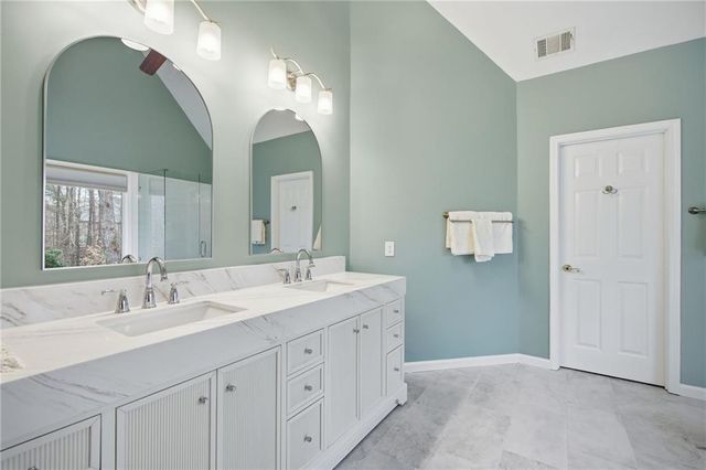 755 Amberton Close, Suwanee, GA 30024