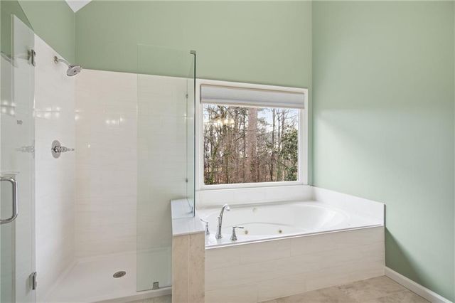 755 Amberton Close, Suwanee, GA 30024