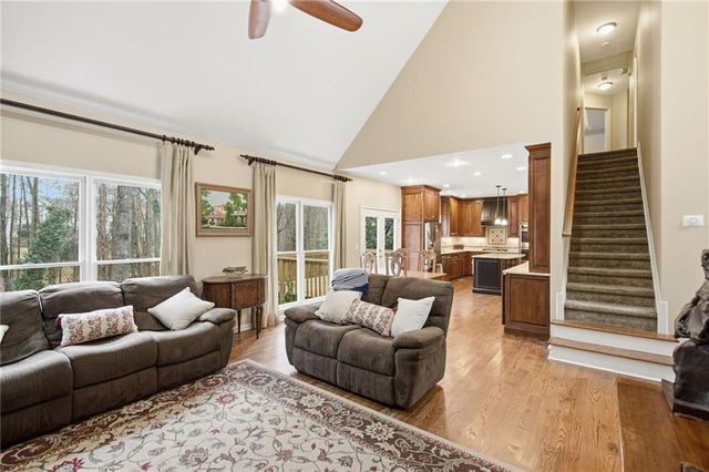 755 Amberton Close, Suwanee, GA 30024