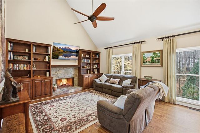 755 Amberton Close, Suwanee, GA 30024