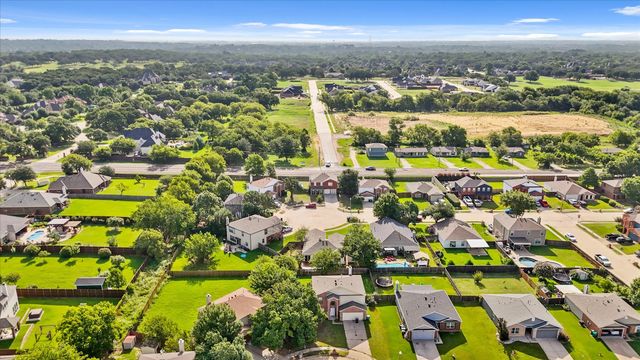 3108 Pinehurst Court, Denton, TX 76210