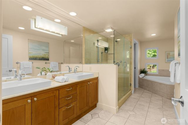 4622 57th Avenue SW, Seattle, WA 98116
