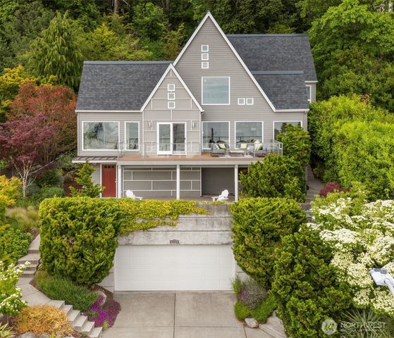 4622 57th Avenue SW, Seattle, WA 98116