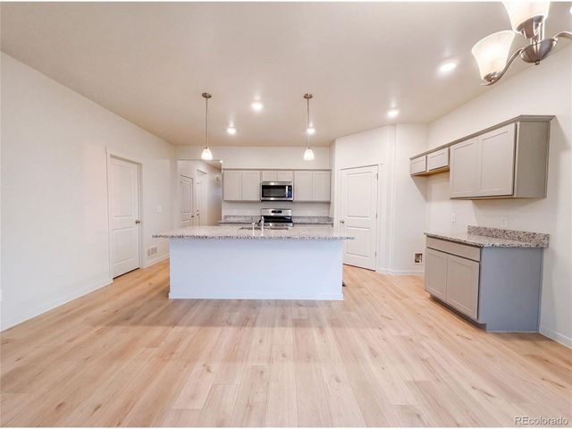 2341 Mountain Sky Dr, Fort Lupton, CO 80621