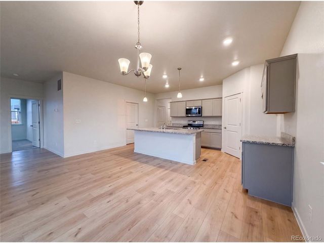 2341 Mountain Sky Dr, Fort Lupton, CO 80621