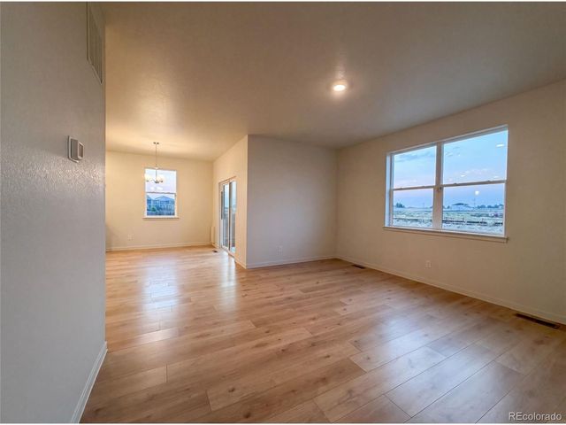 2341 Mountain Sky Dr, Fort Lupton, CO 80621