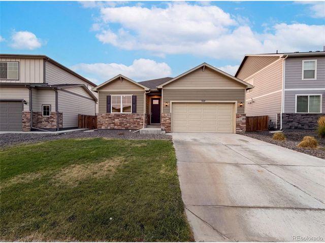 2341 Mountain Sky Dr, Fort Lupton, CO 80621