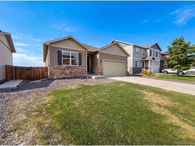 2341 Mountain Sky Dr, Fort Lupton, CO 80621