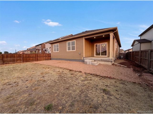 2341 Mountain Sky Dr, Fort Lupton, CO 80621