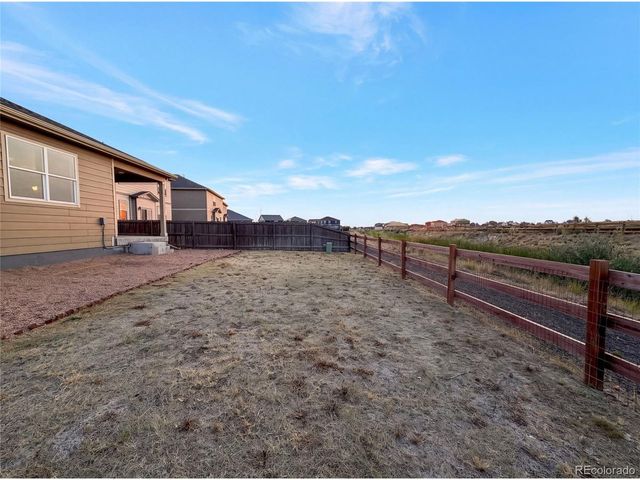 2341 Mountain Sky Dr, Fort Lupton, CO 80621