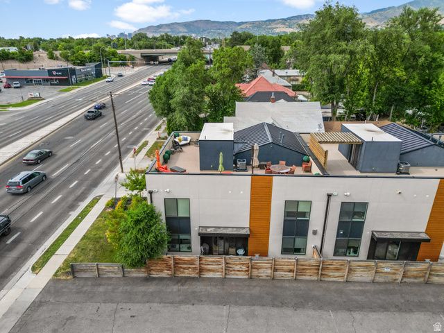 2477 S 700 E, Salt Lake City, UT 84106