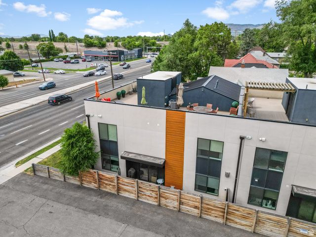 2477 S 700 E, Salt Lake City, UT 84106