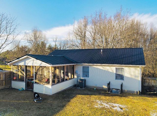 436 Halls Gap Estates Road, Stanford, KY 40484