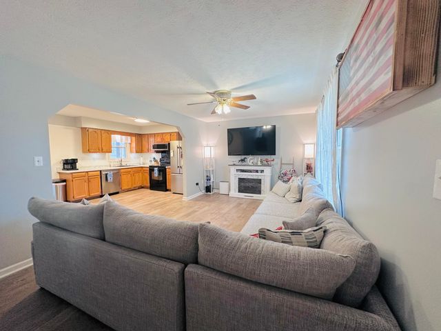 436 Halls Gap Estates Road, Stanford, KY 40484