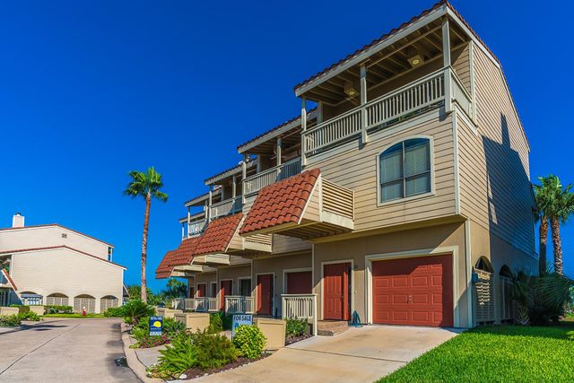 32 Dana Drive, Galveston, TX 77554