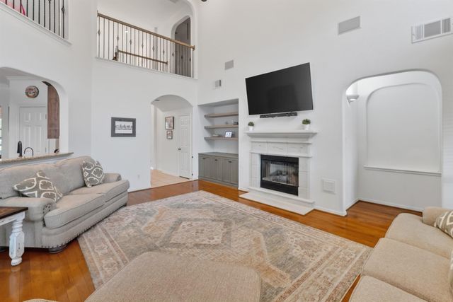 13222 Dusty Grove Lane, Sugar Land, TX 77498