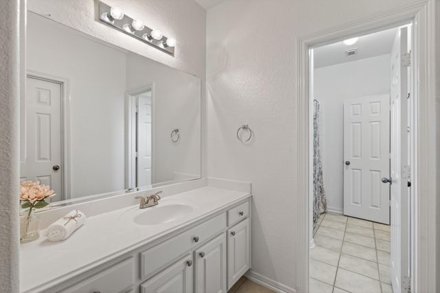 13222 Dusty Grove Lane, Sugar Land, TX 77498