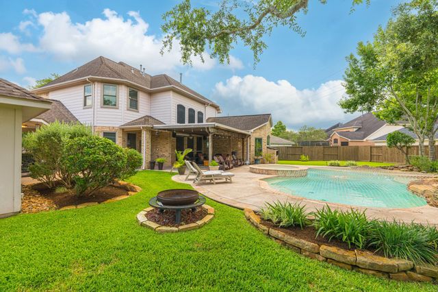 13222 Dusty Grove Lane, Sugar Land, TX 77498