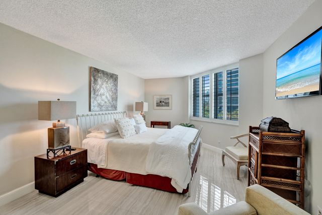 1340 S Ocean Boulevard 303, Pompano Beach, FL 33062