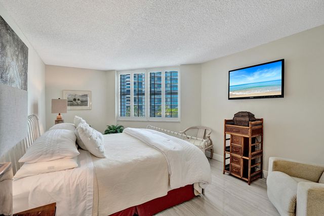 1340 S Ocean Boulevard 303, Pompano Beach, FL 33062