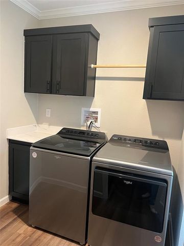 942 Chamberlin RD, Dale, TX 78616