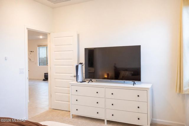 7645 S Camino Alma Vieja, Tucson, AZ 85756