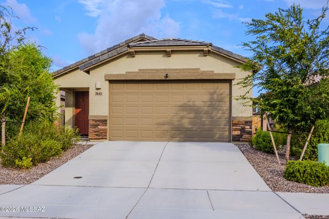 7645 S Camino Alma Vieja, Tucson, AZ 85756