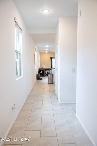 7645 S Camino Alma Vieja, Tucson, AZ 85756